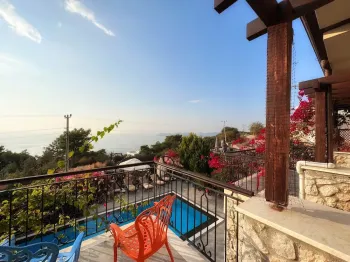 İnanılmaz Deniz Manzaralı Faralya Lüks Villa